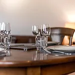Lumineux Charpennes 2 Chambres+ Balcon *